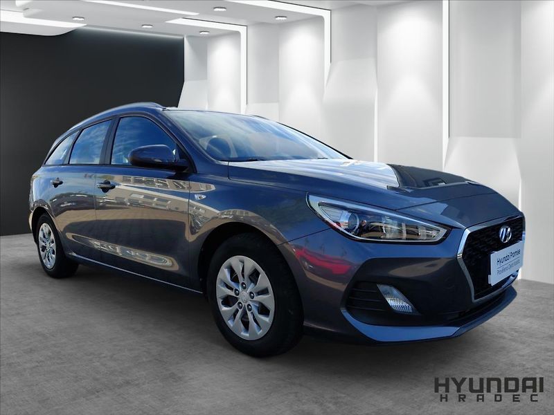 Hyundai i30 1,4   1.4CVVT Start Plus - fotka 3 z 22
