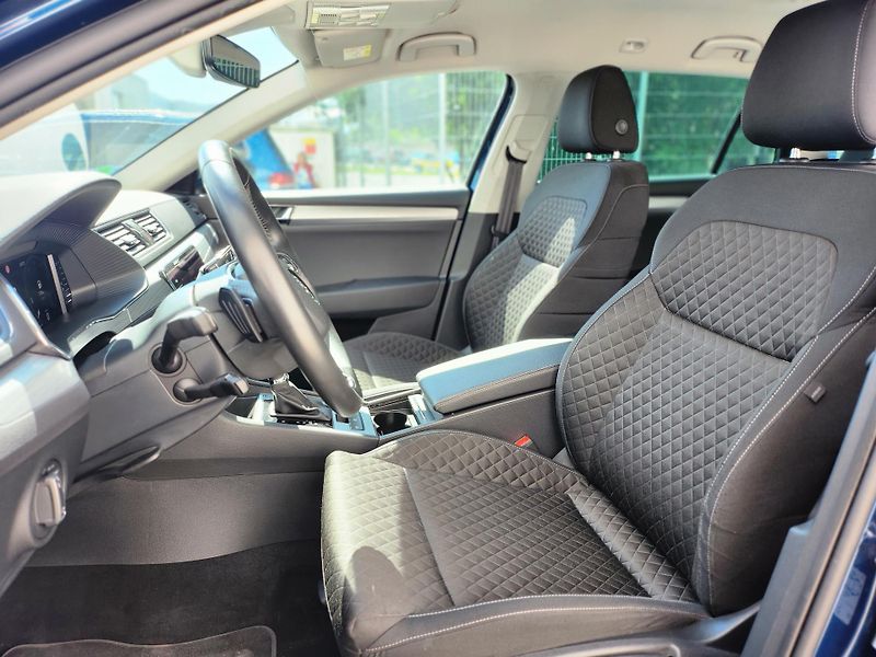 Škoda Superb Ambition 2.0 TDI 110 kW DSG Co - fotka 7 z 25