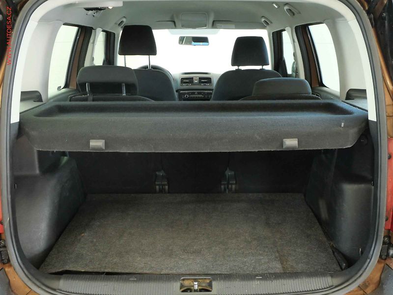 Škoda Yeti (2012) 1.2TSi, ČR, AC, tažné - fotka 7 z 19