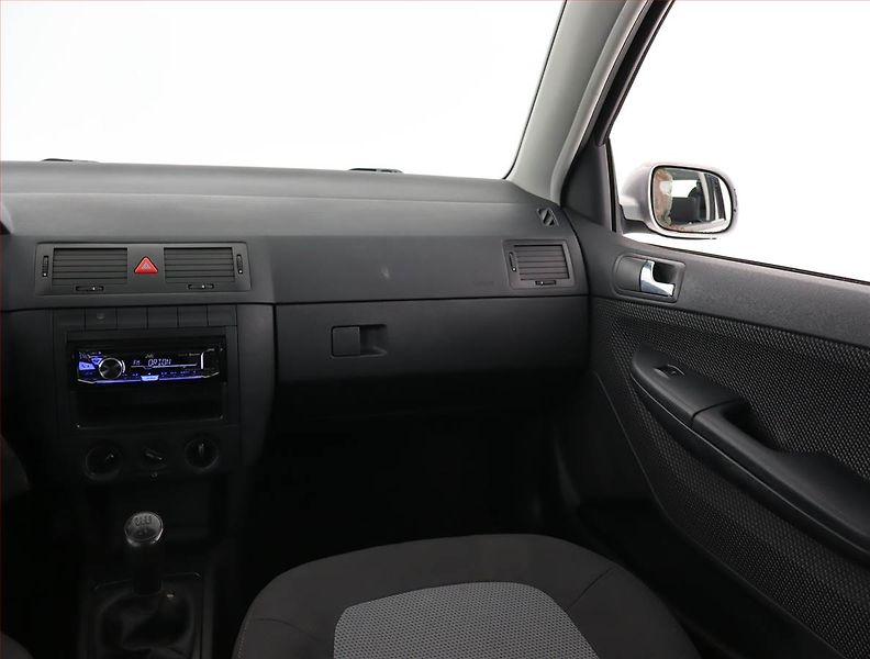 Škoda Fabia (2006) 1.2 12V, Serv.kniha, Tažné - fotka 8 z 16
