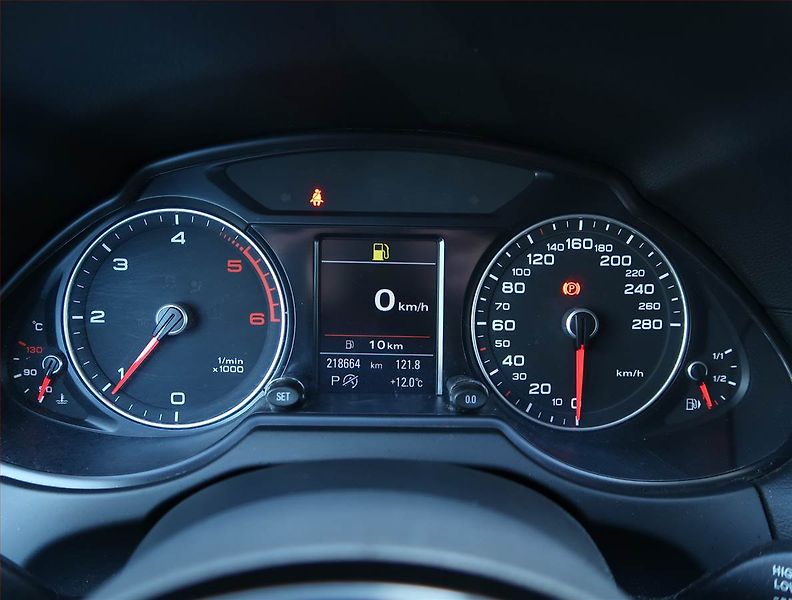 Audi Q5 (2014) 2.0 TDI, 4X4, Automat - fotka 11 z 19