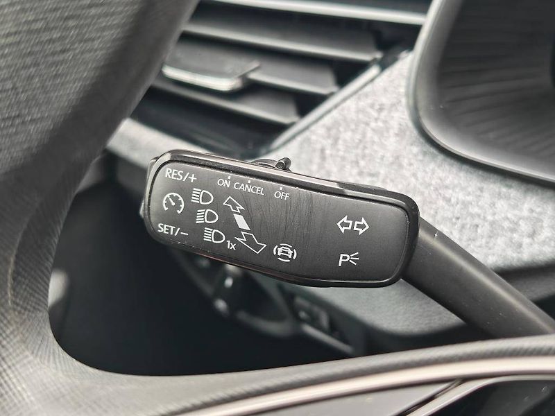 Škoda Kamiq Selection 6MP 1,0TSI - fotka 13 z 22