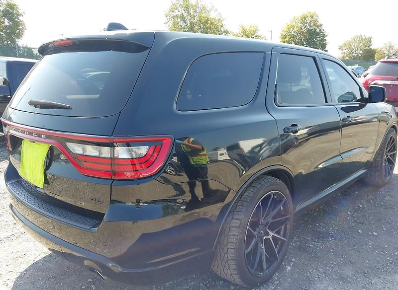 Dodge Durango (2020) Auto na cestě - fotka 4 z 10
