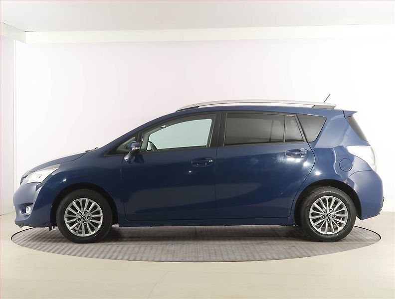 Toyota Verso (2017) 1.6 D-4D, Xenony, Tempomat - fotka 3 z 22