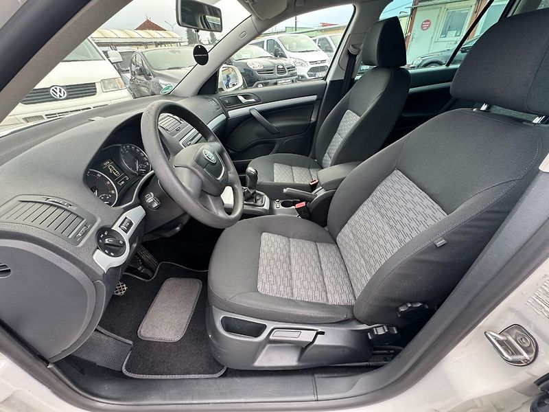 Škoda Octavia (2011) 1,2 TSI 77 KW 2. MAJ STK SK - fotka 20 z 50