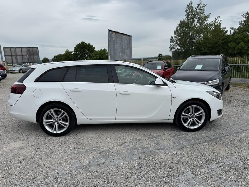 Opel Insignia (2015) 2.0CDTI 120KwAT Virtual cocpit - fotka 8 z 29