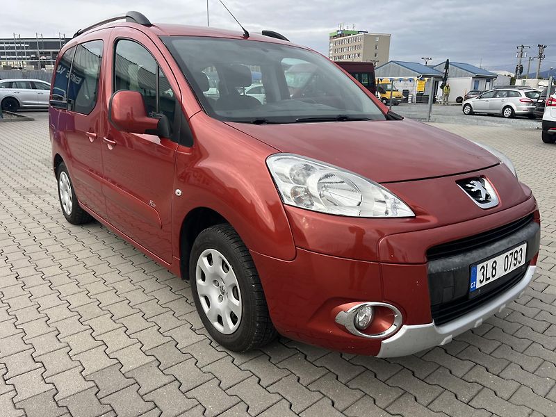 Peugeot Partner Tepee (2010) 1.6 HDI 66kW - fotka 3 z 13