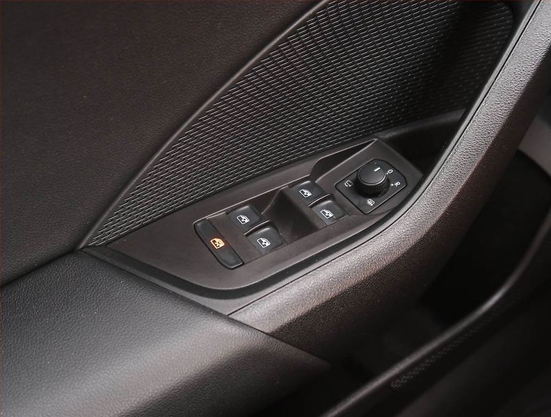 Škoda Octavia (2023) 2.0 TDI - fotka 22 z 26
