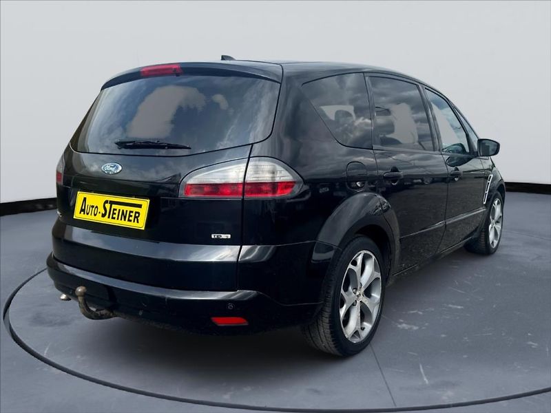 Ford S-MAX 2,0 TDCi - fotka 8 z 19