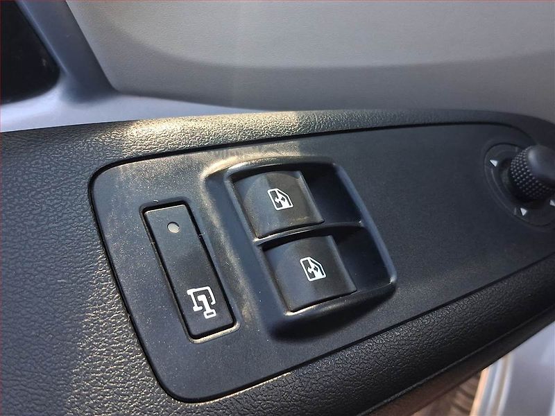 Citroën Jumper (2012) 2.2 HDi, L2H2, 1.0t, ČR - fotka 18 z 19