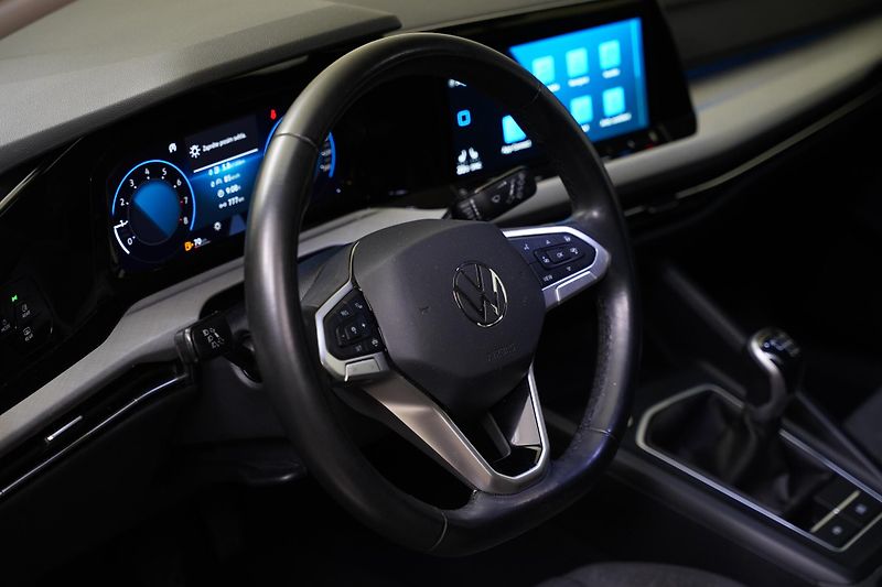 Volkswagen Golf - fotka 14 z 25