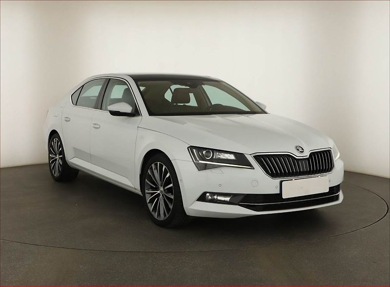 Škoda Superb (2015) Laurin&Klement 2.0 TDI 4x4 - fotografie inzerátu