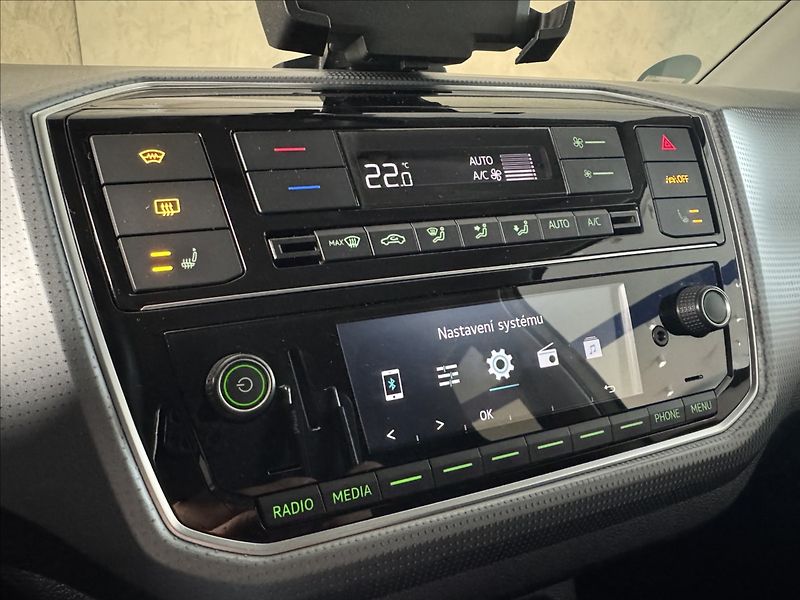 Škoda Citigo 61kW iV Best of LED PDC - fotka 35 z 40