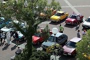 Již 8. ročník tradičního zlínského setkání všech majitelů vozů značky Škoda vyrobených do roku 1994. Náměstí Míru ve Zlíně.