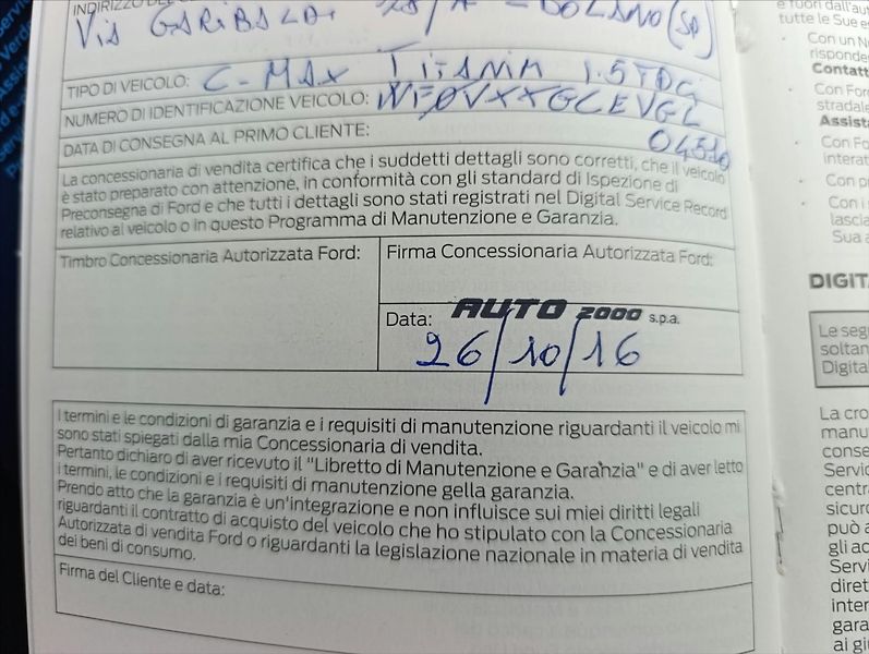 Ford C-MAX 1,5 TDCi Kamera Navi Tempomat - fotka 32 z 34