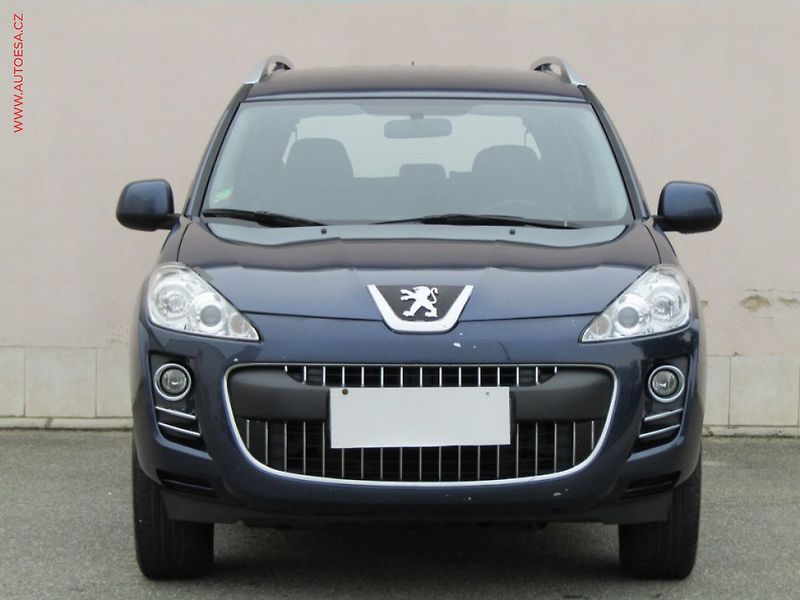 Peugeot 4007 (2008) 2.2 HDi 4x4, AC - fotka 2 z 3