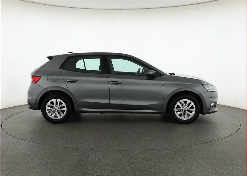 Škoda Fabia (2023) Ambition 1.0 TSI, Serv.kniha - fotka 6 z 19