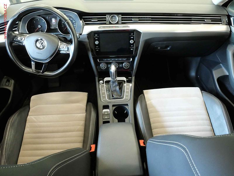 Volkswagen Passat (2019) 2.0TDI, ČR, DSG, LED, ACC - fotka 8 z 23