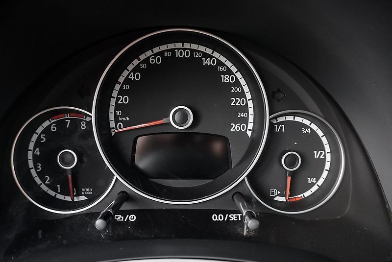 Volkswagen Beetle 2.0 TSi 147kW SPORT FENDER - fotka 29 z 33