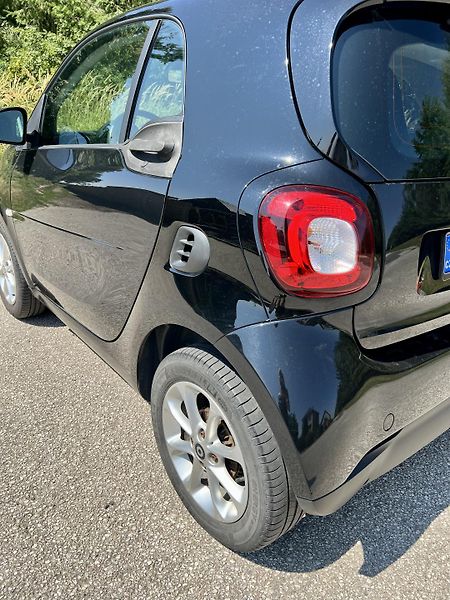 Smart Fortwo (2016) Smart Fortwo Coupé 1.0 52 kW - fotka 3 z 15