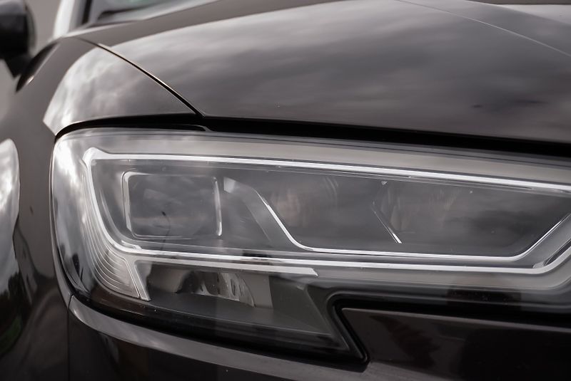 Audi A3 2.0 TFSI 140kW S-LINE QUATTRO - fotka 35 z 37