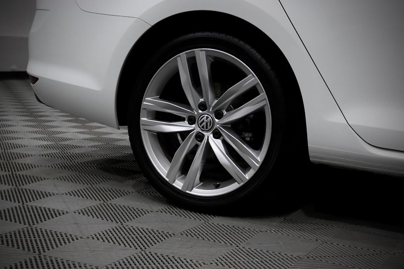 Volkswagen Golf 7 Variant 1.4 TSI 103 kW - fotka 9 z 39