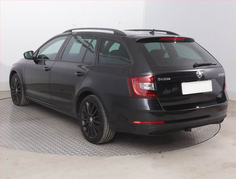 Škoda Octavia (2020) 1.5 TSI, Automat, Serv.kniha - fotka 4 z 16