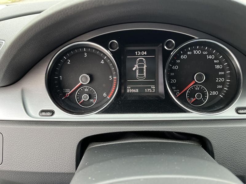 Volkswagen Passat CC 2.0 TDi Highline 1.Majitel ČR - fotka 21 z 30