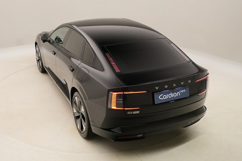 Volvo ES90 (2026) PURE ELECTRIC EXT.SINGLE ULTRA - fotka 17 z 69