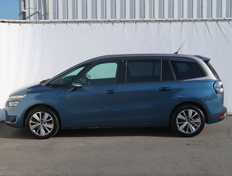 Citroën C4 Picasso (2016) 1.6 BlueHDi, 7 míst - fotka 3 z 21