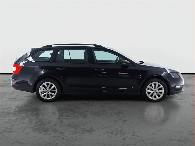 Škoda Octavia (2018) Ambition 1.0 TSI, Tempomat - fotka 6 z 18
