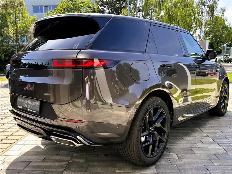 Land Rover Range Rover Sport (2026) 3,0 P460e DYNAMIC SE PHEV - fotka 10 z 39