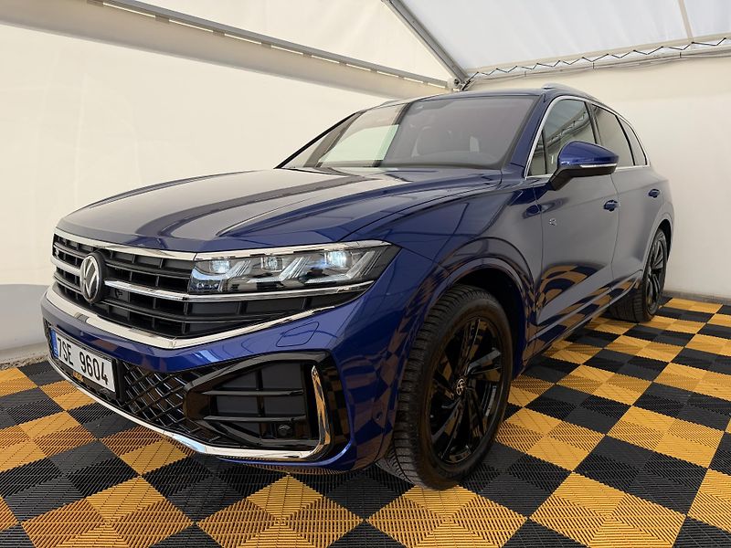 Volkswagen Touareg 3.0Tdi*210kw*DPH*Final Edition - fotka 2 z 47
