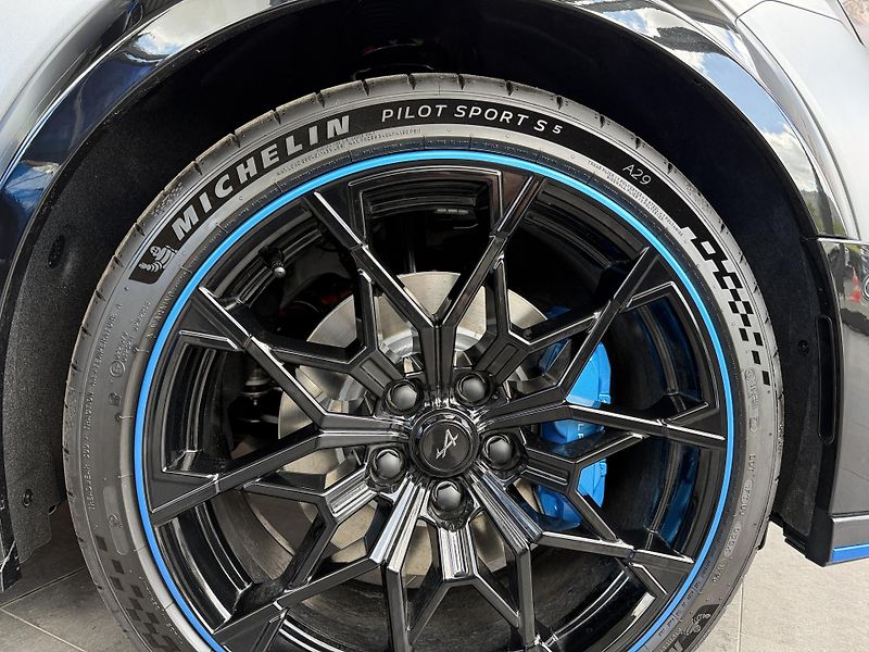 Alpine A290 (2026) A290GTS Signature Bleue - fotka 10 z 24