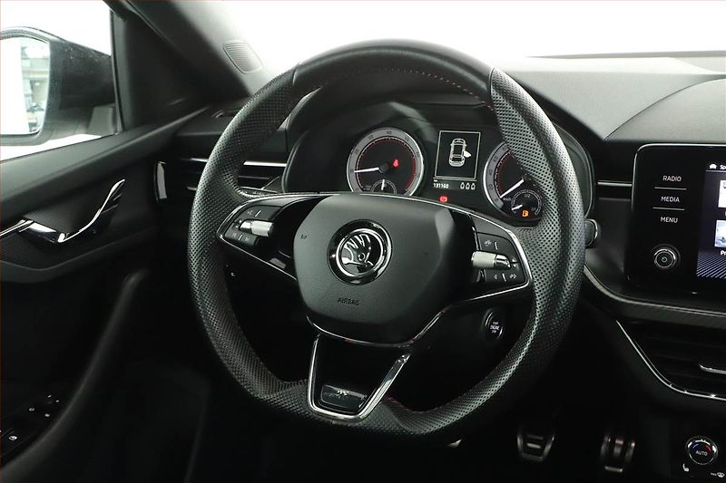 Škoda Scala (2022) Monte Carlo 1.0 TSI - fotka 8 z 16
