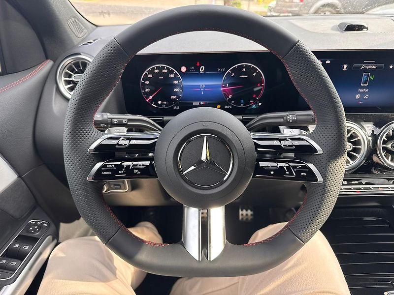 Mercedes-Benz GLA (2026) 200 d 4MATIC - fotka 11 z 21