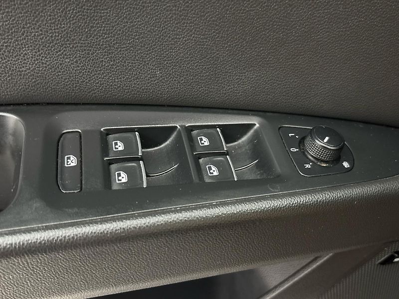 Seat Leon Xcellence - fotka 21 z 28