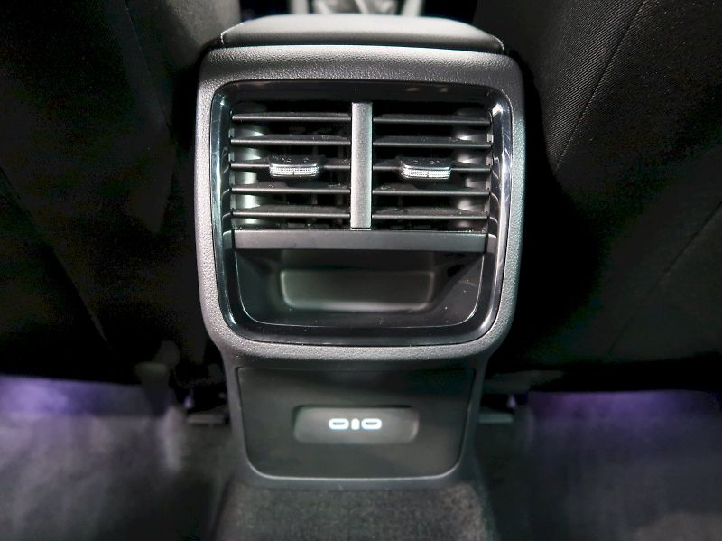 Škoda Octavia (2024) FRESH PLUS 1.5TSI 110KW ZÁRUKA - fotka 31 z 37