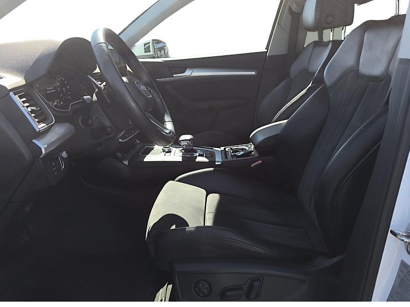 Audi Q5 2.0 TDi - fotka 6 z 25