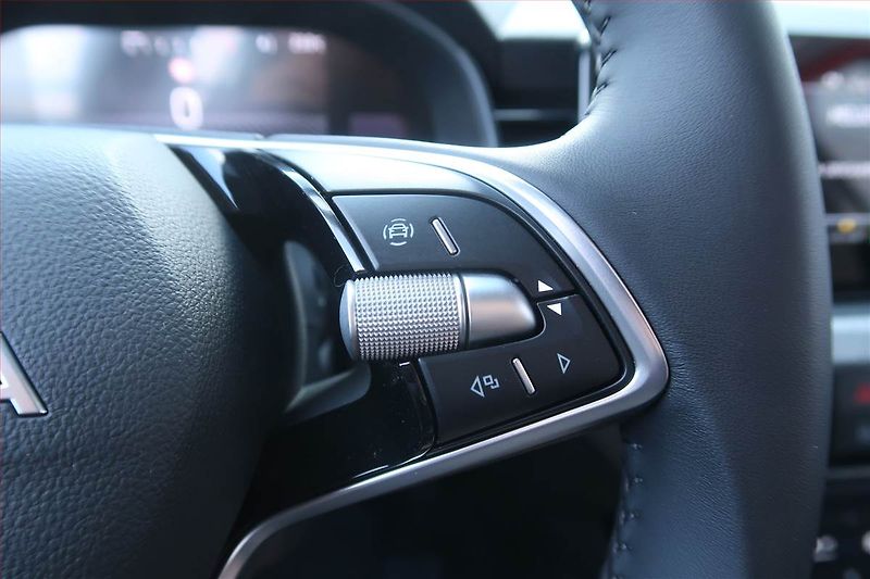 Škoda Kamiq (2025) 1.0 TSI - fotka 17 z 21