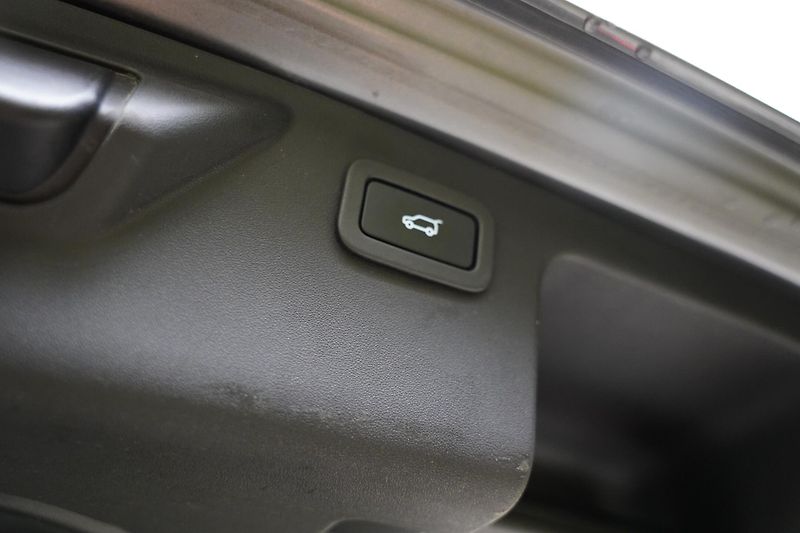 Land Rover Discovery Sport - fotka 25 z 25
