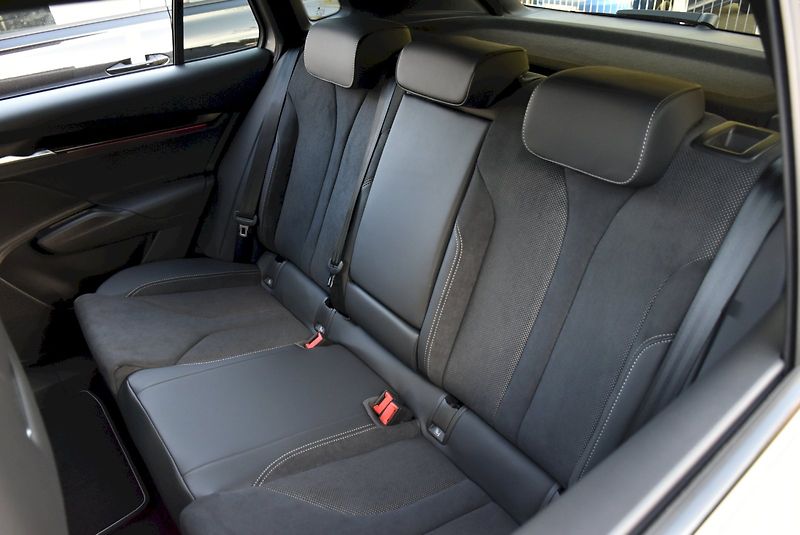 Škoda Elroq (2026) Sportline 85 - fotka 24 z 48