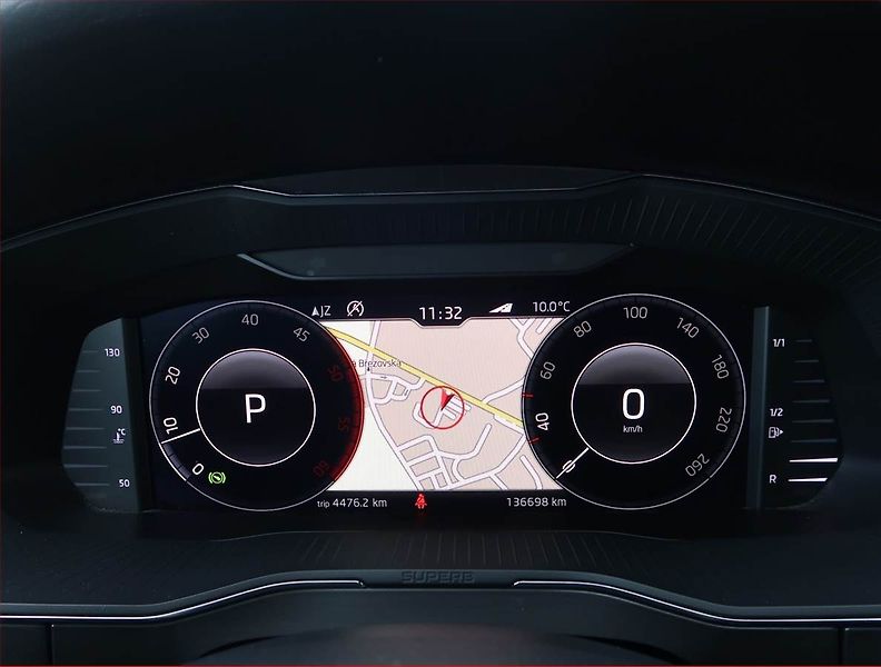 Škoda Superb (2019) Style Plus 2.0 TDI - fotka 11 z 16