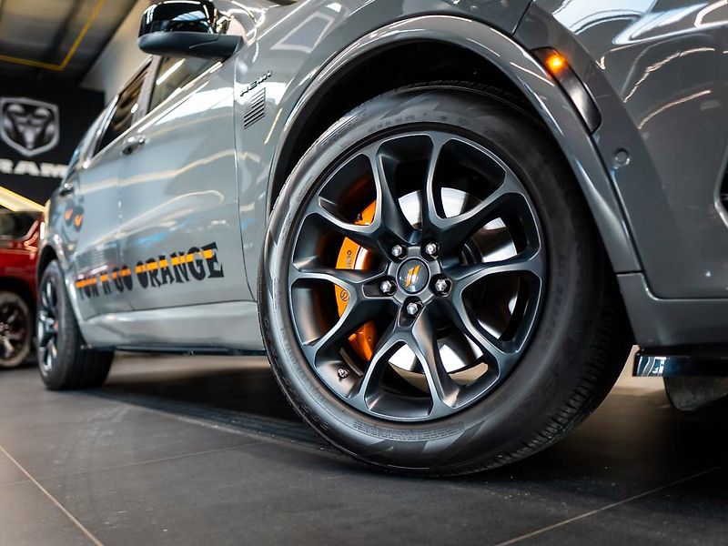 Dodge Durango (2023) 5.7 R/T Hemi Orange Tow N Go - fotka 35 z 38