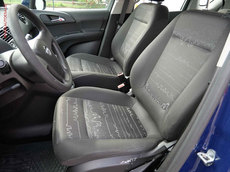 Opel Meriva (2017) 1.4 i, 2.maj,ČR, AC - fotka 9 z 16