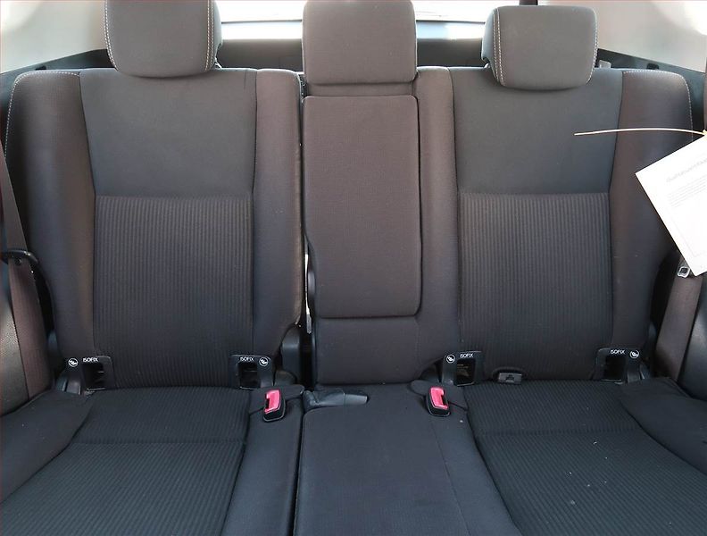Toyota RAV4 (2014) 2.0 D-4D, Serv.kniha, Tempomat - fotka 10 z 19