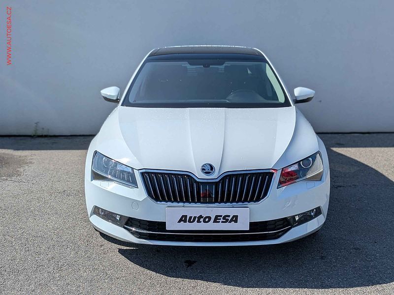 Škoda Superb (2016) 1.4TSi, Navi, bixen - fotka 2 z 16