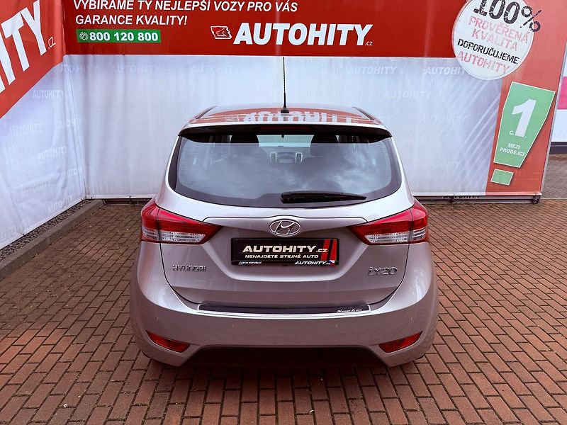 Hyundai ix20 1.6 Comfort, Navi, AutoAC - fotka 7 z 26