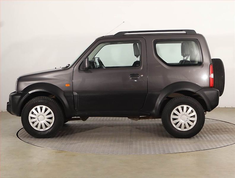Suzuki Jimny (2009) 1.3 16V, 4X4 - fotka 3 z 16