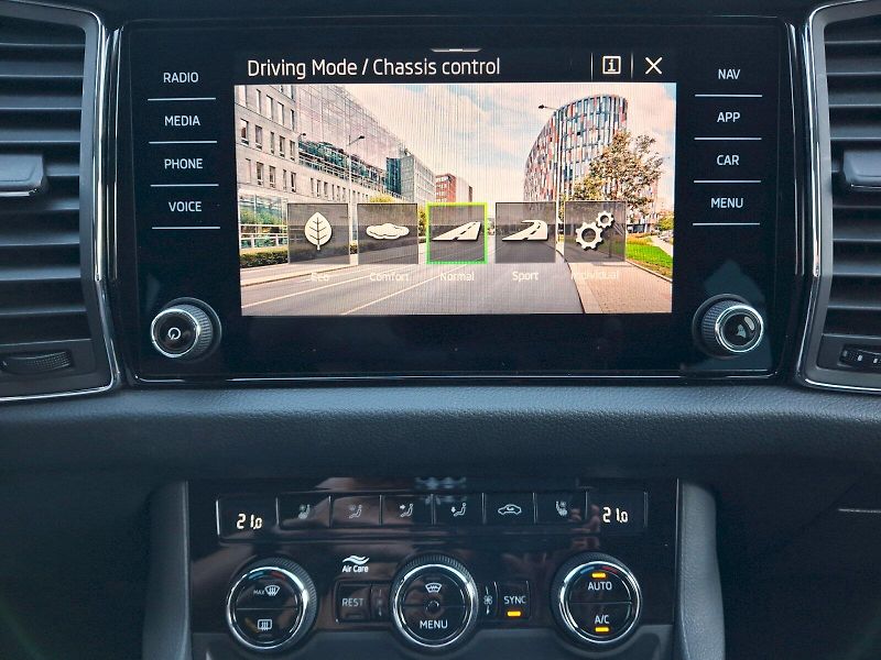 Škoda Kodiaq (2022) Style Plus DSG 2,0TDi 110kW - fotka 20 z 35